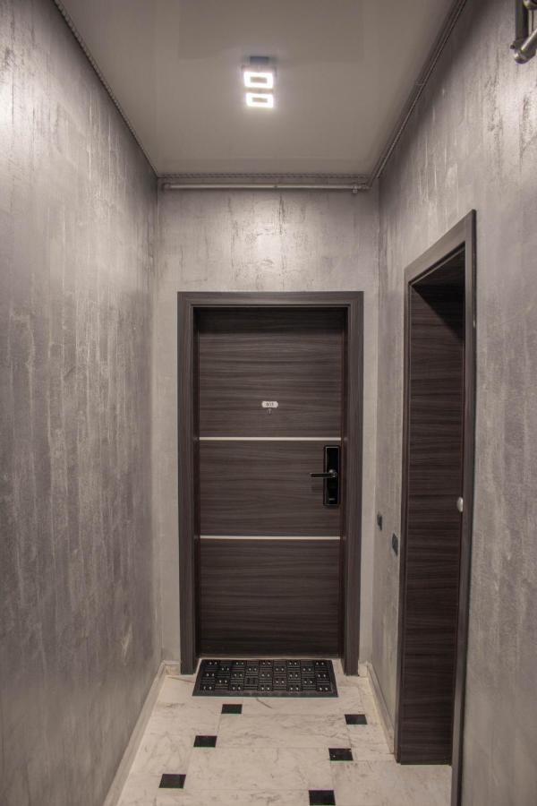 Yzza Apartament Năvodari Eksteriør billede