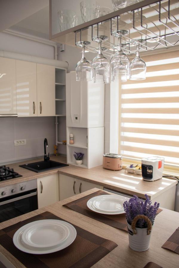 Yzza Apartament Năvodari Eksteriør billede