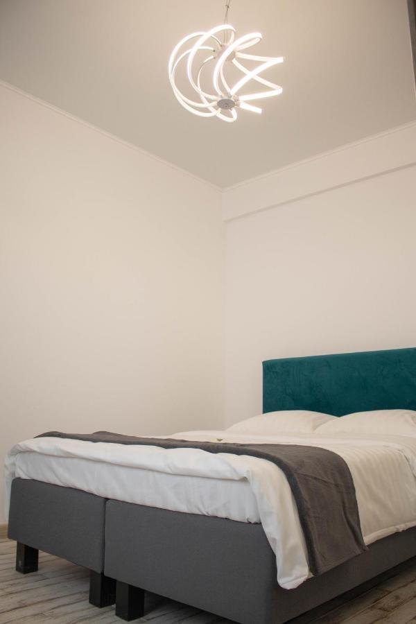 Yzza Apartament Năvodari Eksteriør billede