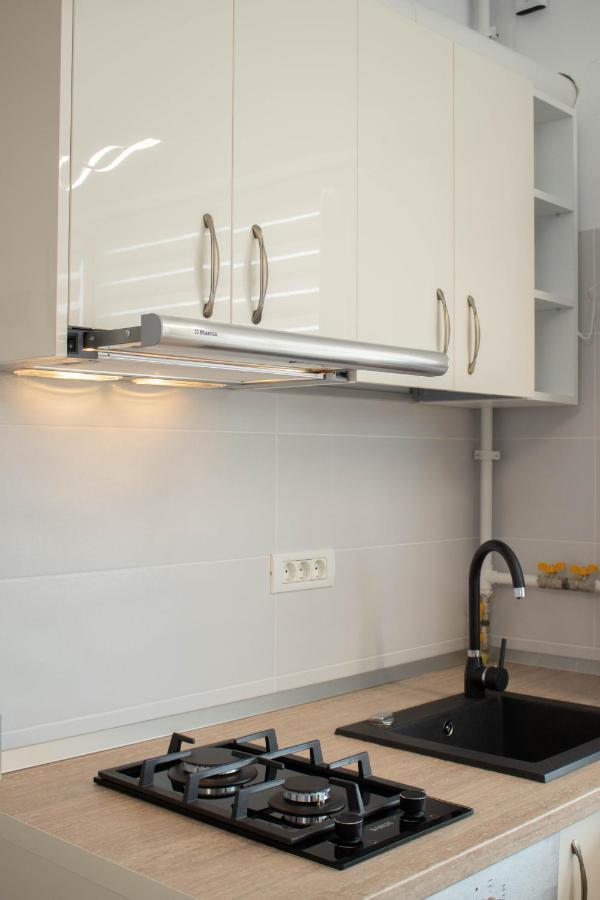 Yzza Apartament Năvodari Eksteriør billede