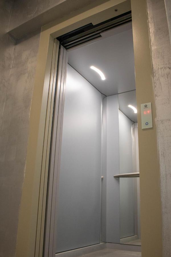 Yzza Apartament Năvodari Eksteriør billede